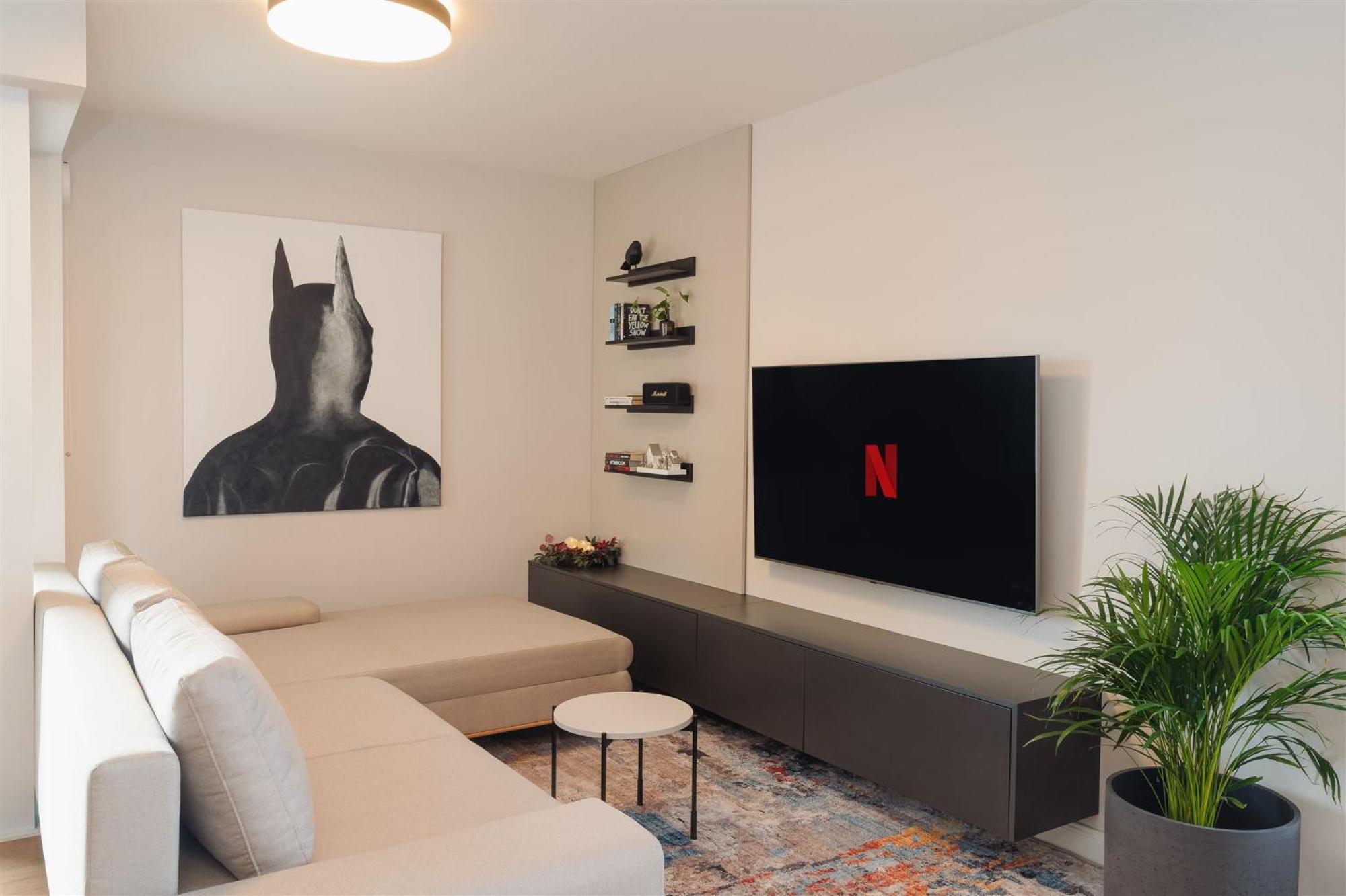 Luxury Sunny Home - Garage Parking, Metro, Balcony, Ps5 With Games Praha Exteriér fotografie